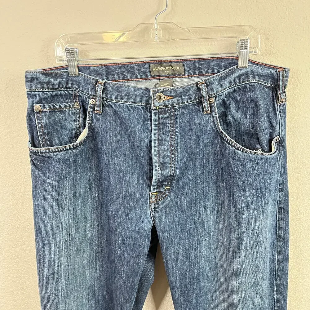 Banana Republic Factory Straight Leg Jeans Men's 38x32 Mid Rise Button Fly